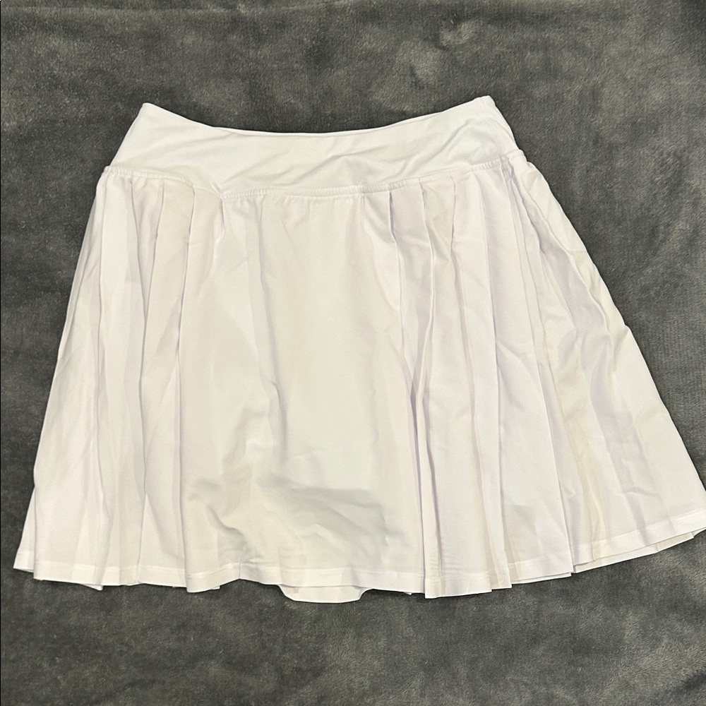 Laslulu athletica White Circle Skater Skirt